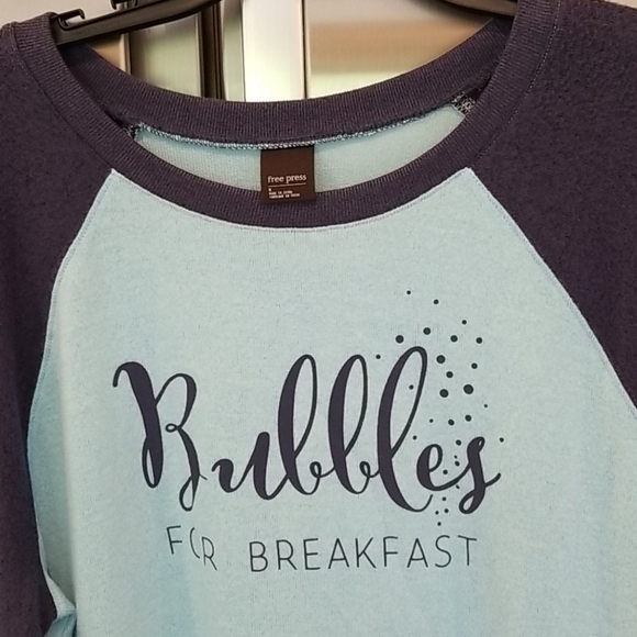 💕FREE PRESS💕 Raglan Long Sleeve Ultra Soft Tee Bubbles for Breakfast M NWT - Picture 8 of 11